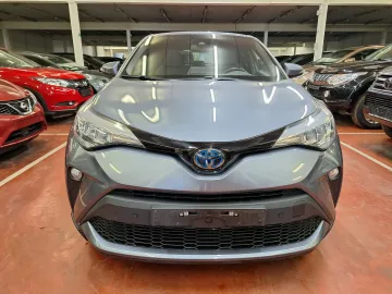 Car image 4