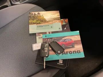Car image 29