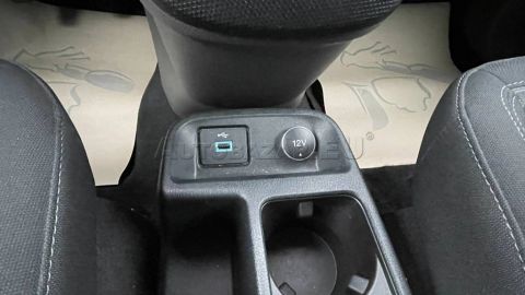 Car image 22