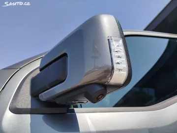 Car image 37