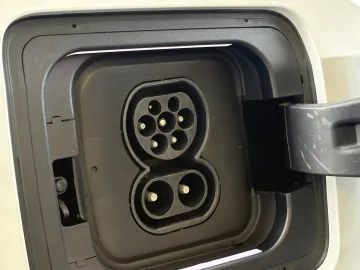 Car image 38