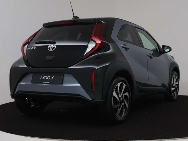 Toyota Aygo X 1.0 VVT-i 53 kW image number 2