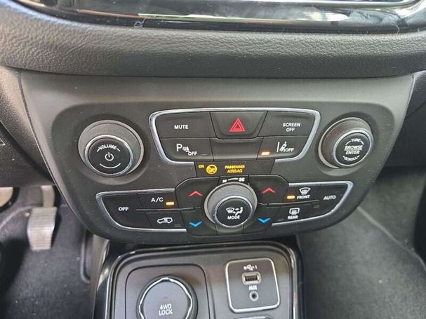 Jeep Compass 2.0 103 kW image number 16