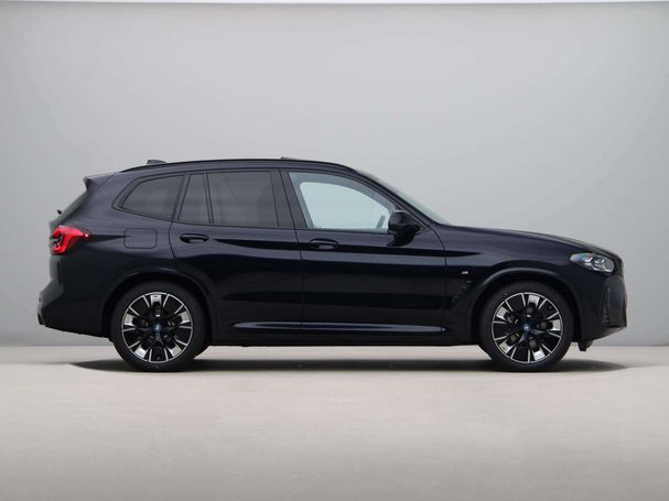 BMW iX3 80 kWh 210 kW image number 8