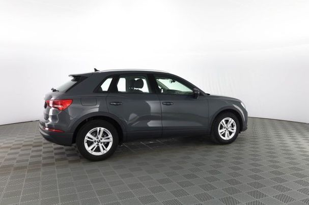 Audi Q3 35 TDI S tronic Business 110 kW image number 3