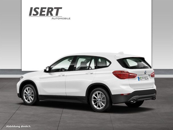 BMW X1 sDrive20i Advantage 141 kW image number 6