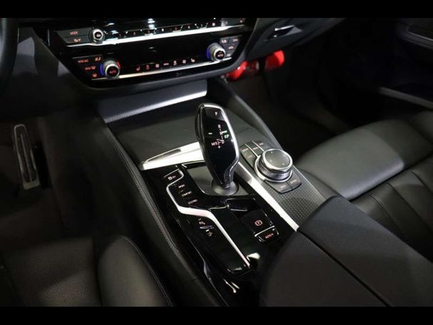 BMW 620d Gran Turismo 140 kW image number 11