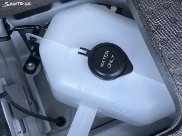 Car image 31