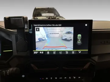 Car image 13