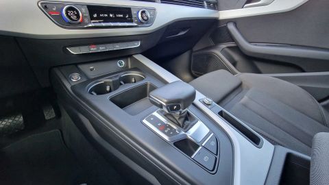 Car image 31