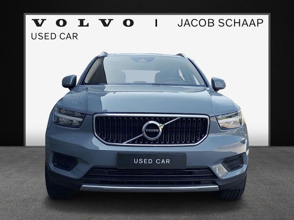 Volvo XC40 T4 Momentum 140 kW image number 2