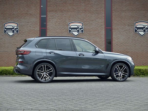 BMW X5 45e xDrive 290 kW image number 3