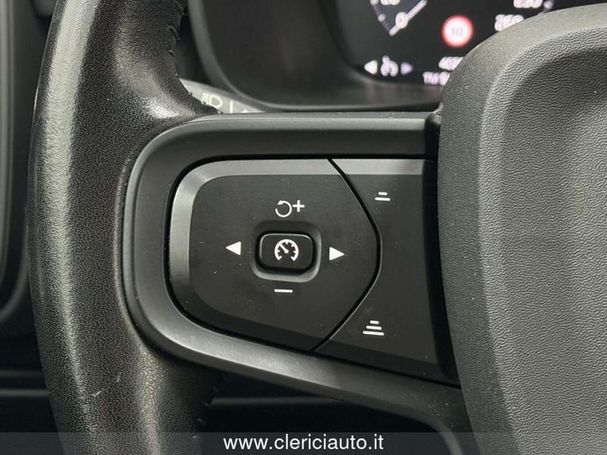 Volvo XC40 T2 Core Geartronic Momentum 95 kW image number 15