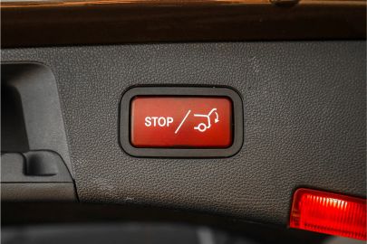 Car image 39