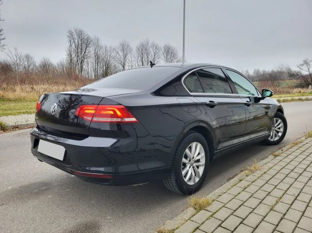 Volkswagen Passat 110 kW image number 4