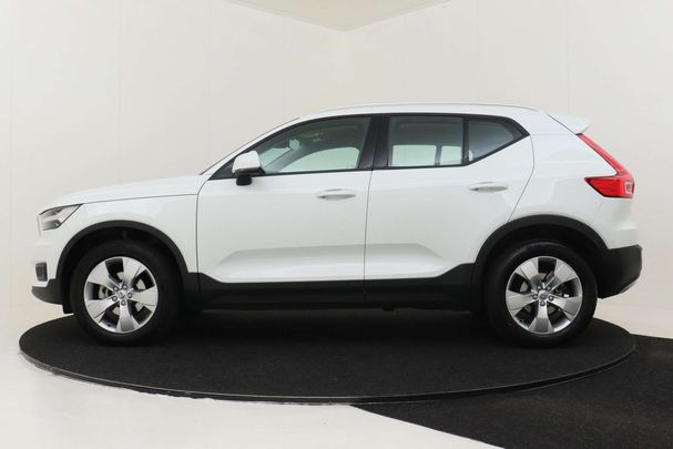 Volvo XC40 T2 95 kW image number 18