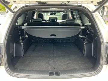 Car image 33