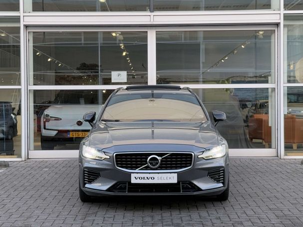 Volvo V60 AWD T8 287 kW image number 4