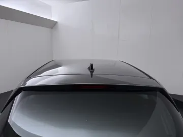 Car image 36