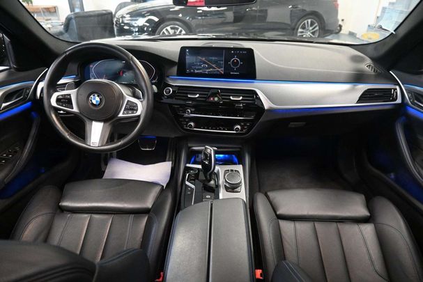 BMW 520d Touring xDrive 140 kW image number 13