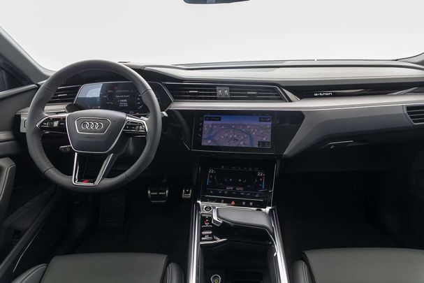 Audi Q8 55 quattro e-tron S-line Sportback 300 kW image number 6