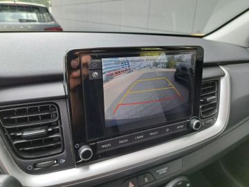 Car image 25