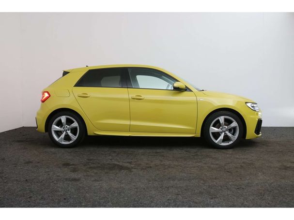 Audi A1 30 TFSI S-line Sportback 85 kW image number 3