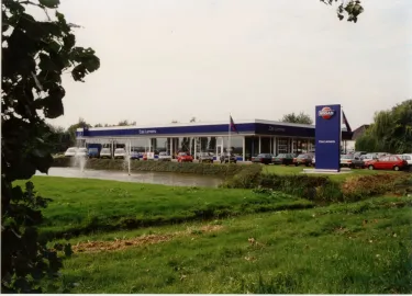 Car image 28