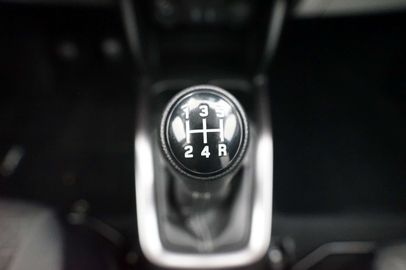 Car image 30