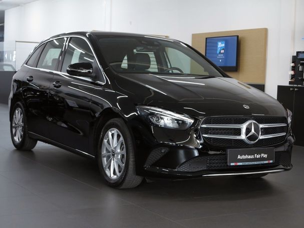 Mercedes-Benz B 220 4Matic 140 kW image number 2