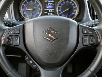 Car image 15