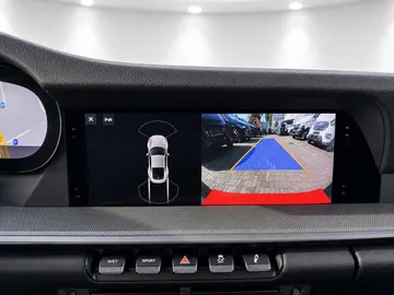 Car image 28