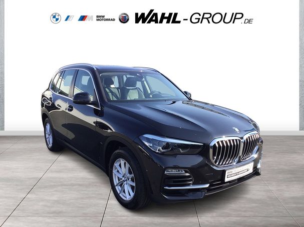 BMW X5 xDrive30d 210 kW image number 2