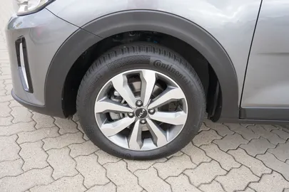 Car image 45