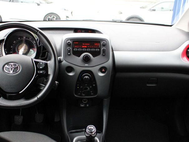 Toyota Aygo 53 kW image number 14