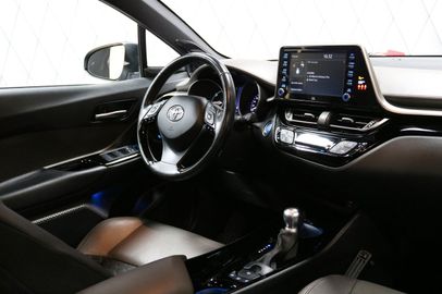 Car image 12