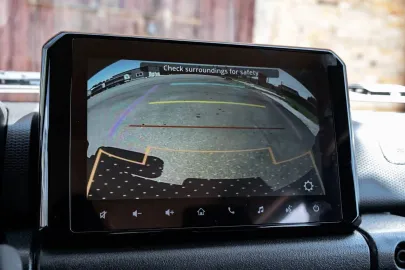 Car image 5