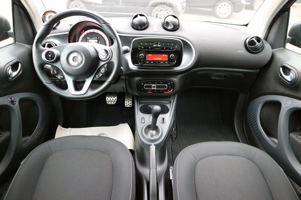 Smart ForTwo coupe EQ 60 kW image number 16