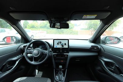 Car image 8