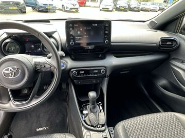 Car image 26