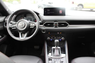 Car image 12