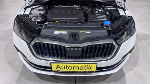 Car image 37