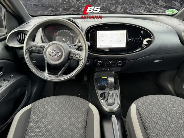 Toyota Aygo X 53 kW image number 6