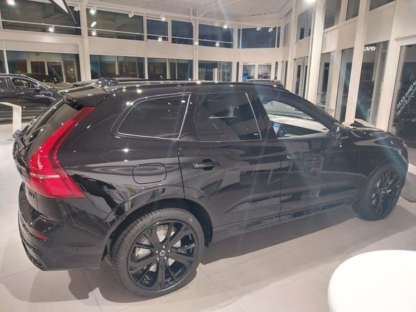 Volvo XC60 Plug-in Hybrid Plus Black Edition AWD Recharge 335 kW image number 2