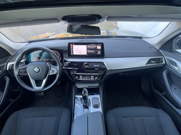 BMW 530i Touring 185 kW image number 8