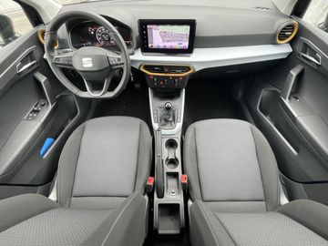 Car image 10