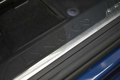 Car image 38