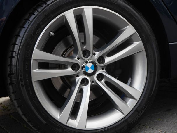 BMW 330i xDrive 185 kW image number 28