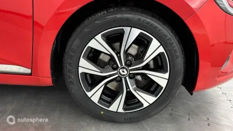 Car image 20