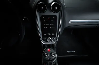 Car image 29